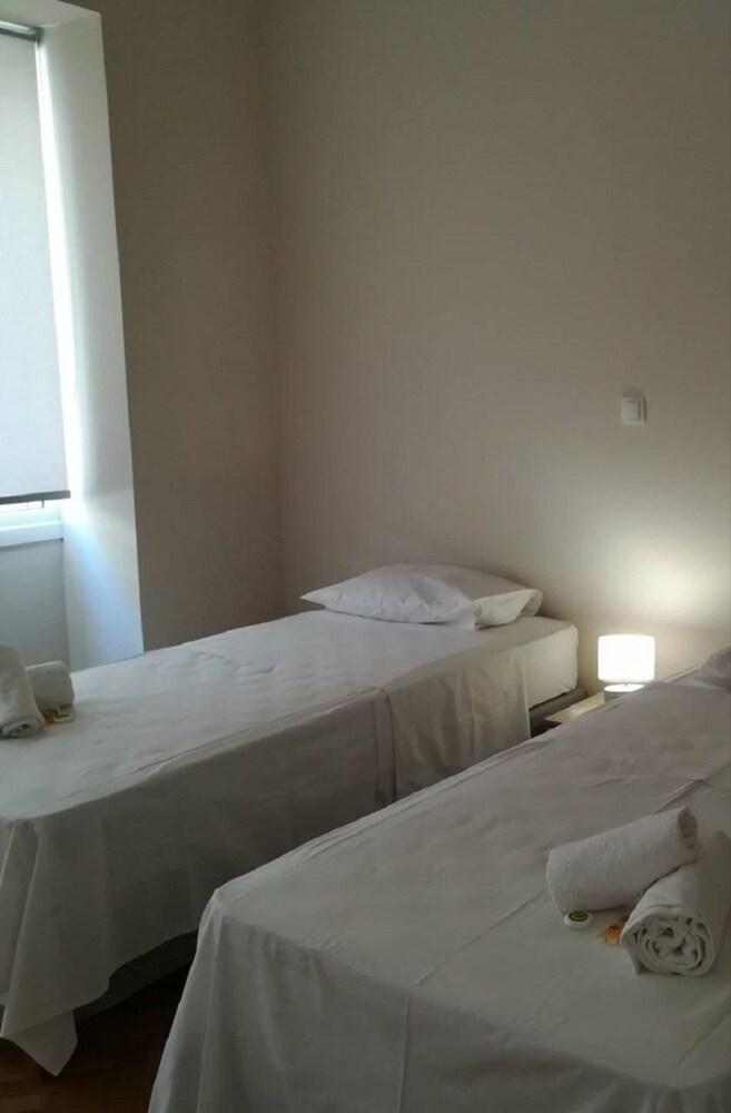 Kaniggos- 3 Bedrooms Apartment เอเธนส์ ภายนอก รูปภาพ
