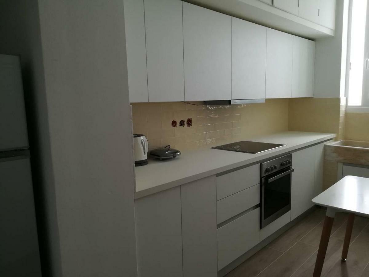 Kaniggos- 3 Bedrooms Apartment เอเธนส์ ภายนอก รูปภาพ